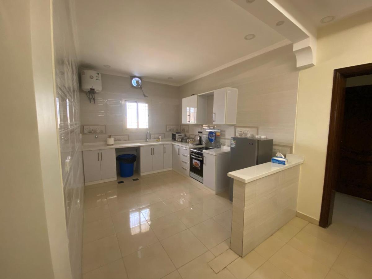 Al Diyafah Apts Медина Экстерьер фото